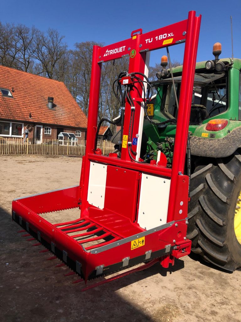 PHOTO-2025-08-06-08-32-00